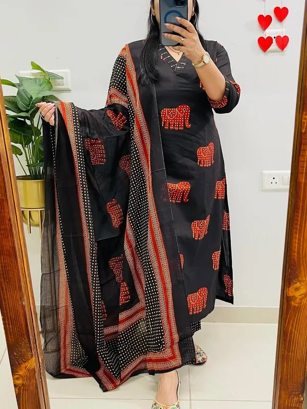 Black_Elephant_Print_Kurta_Set_with_Printed_Dupatta