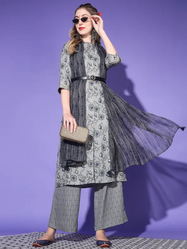 Grey_Rayon_Premium_&_Elegant_Kurta_&_Pant_Set_With_Dupatta_For_Women_&_Girls