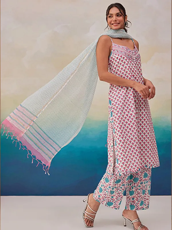 Pink_Cotton_Premium_&_Elegant_Kurta_&_Pant_Set_With_Dupatta_For_Women_&_Girls
