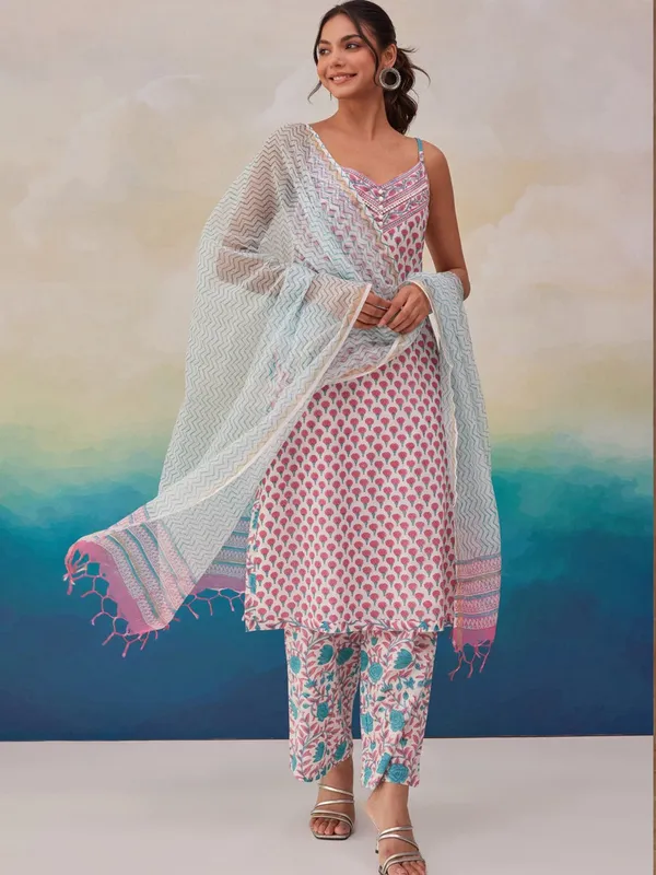 Pink_Cotton_Premium_&_Elegant_Kurta_&_Pant_Set_With_Dupatta_For_Women_&_Girls