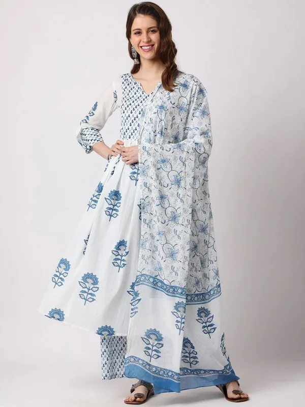 Blue_Cotton_Premium_&_Elegant_Kurta_&_Pant_Set_With_Dupatta_For_Women_&_Girls
