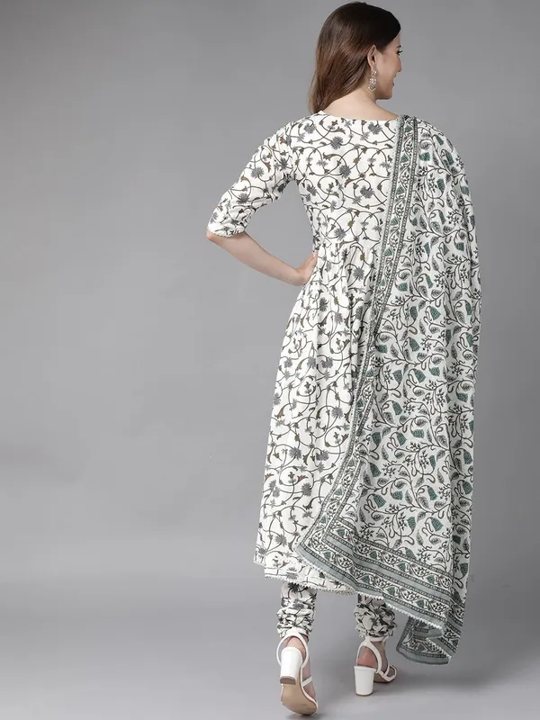 Grey_Cotton_Premium_&_Elegant_Kurta_&_Pant_Set_With_Dupatta_For_Women_&_Girls