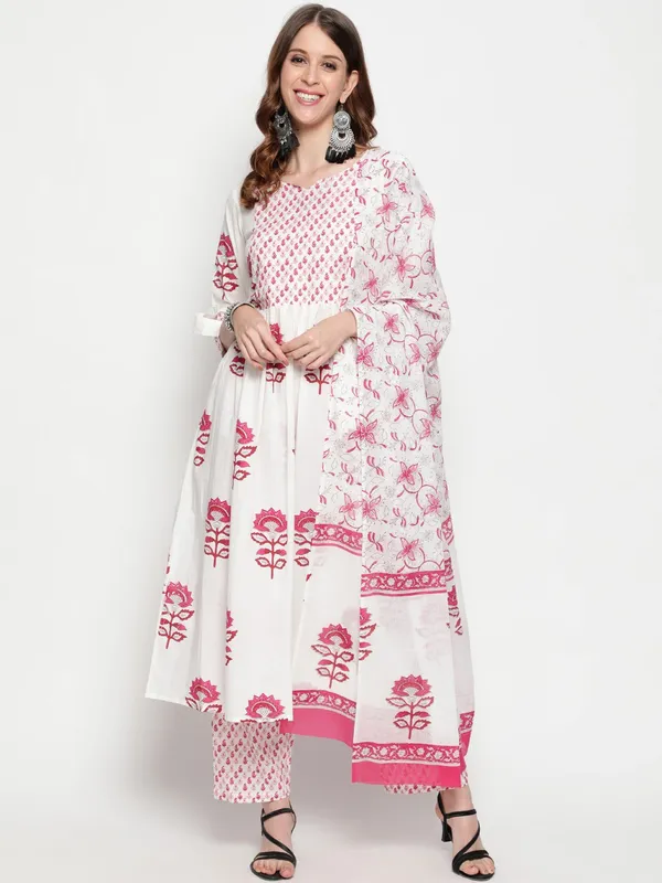Pink_Cotton_Premium_&_Elegant_Kurta_&_Pant_Set_With_Dupatta_For_Women_&_Girls