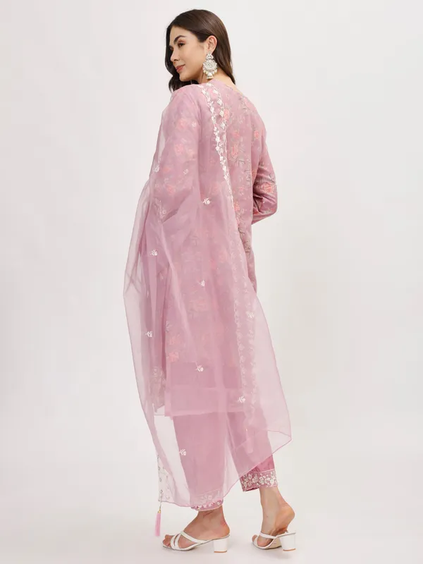 Lilac_Organza_Premium_&_Elegant_Kurta_&_Pant_Set_With_Dupatta_For_Women_&_Girls