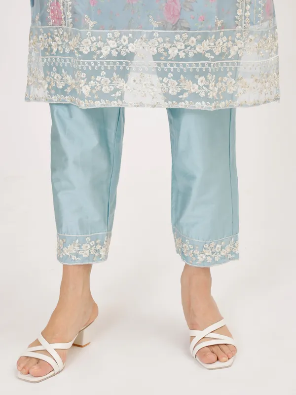 Blue_Organza_Premium_&_Elegant_Kurta_&_Pant_Set_With_Dupatta_For_Women_&_Girls