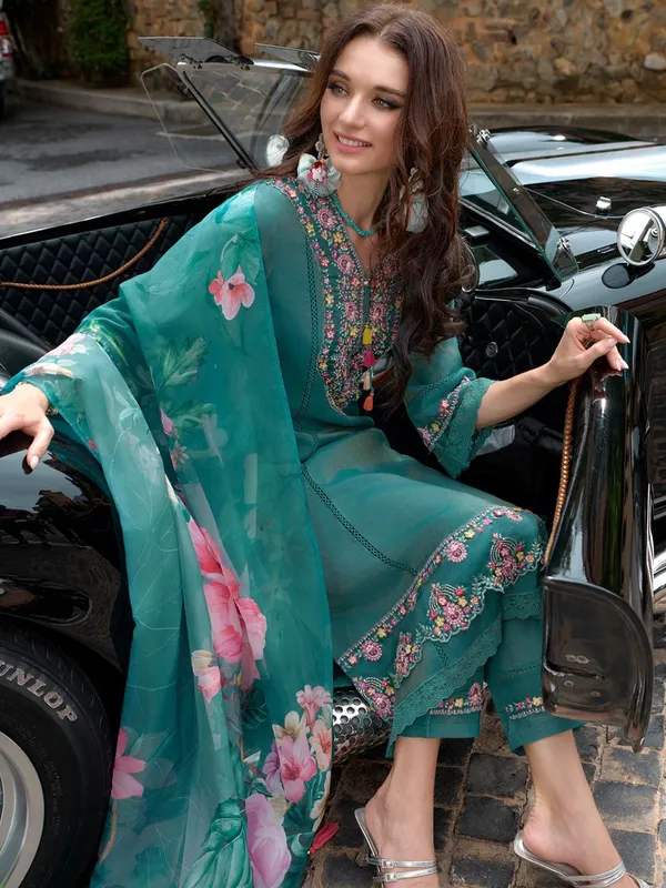 Turquoise_Cotton_Premium_&_Elegant_Kurta_&_Pant_Set_With_Dupatta_For_Women_&_Girls