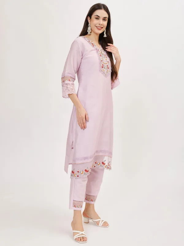 Lilac_Cotton_Premium_&_Elegant_Kurta_&_Pant_Set_With_Dupatta_For_Women_&_Girls