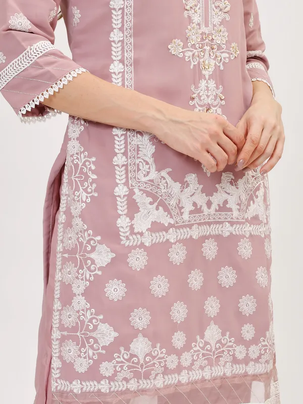 Lilac_Cotton_Premium_&_Elegant_Kurta_&_Pant_Set_With_Dupatta_For_Women_&_Girls