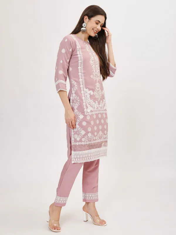 Lilac_Cotton_Premium_&_Elegant_Kurta_&_Pant_Set_With_Dupatta_For_Women_&_Girls