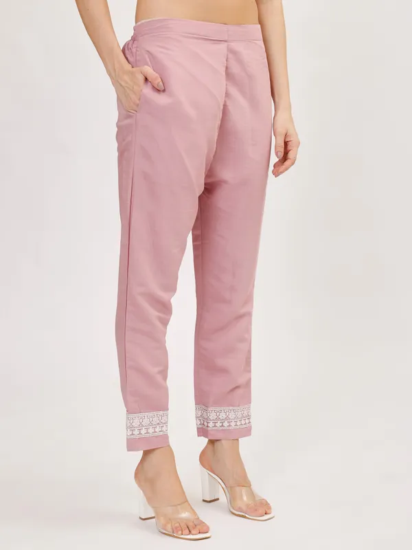 Lilac_Cotton_Premium_&_Elegant_Kurta_&_Pant_Set_With_Dupatta_For_Women_&_Girls