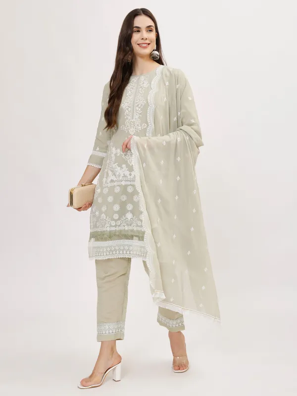 Green_Cotton_Premium_&_Elegant_Kurta_&_Pant_Set_With_Dupatta_For_Women_&_Girls