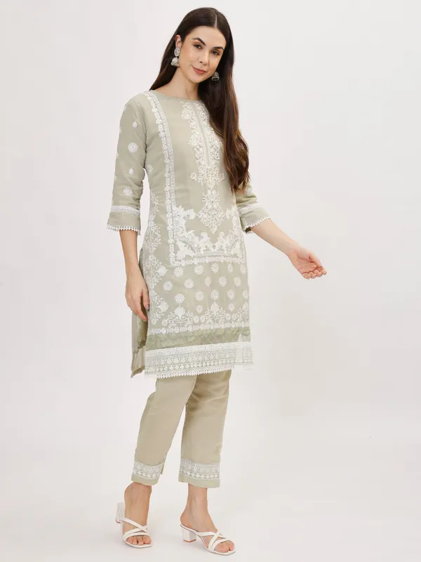 Green_Cotton_Premium_&_Elegant_Kurta_&_Pant_Set_With_Dupatta_For_Women_&_Girls