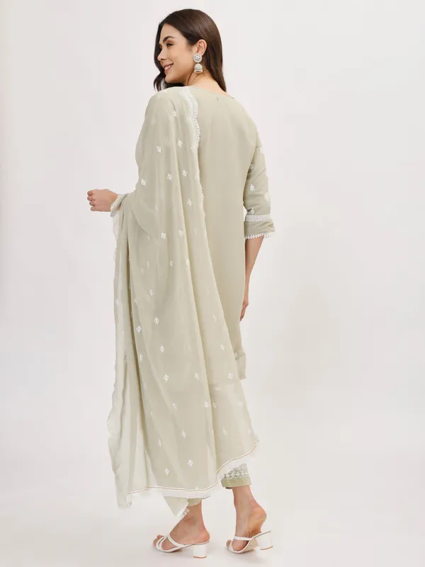 Green_Cotton_Premium_&_Elegant_Kurta_&_Pant_Set_With_Dupatta_For_Women_&_Girls