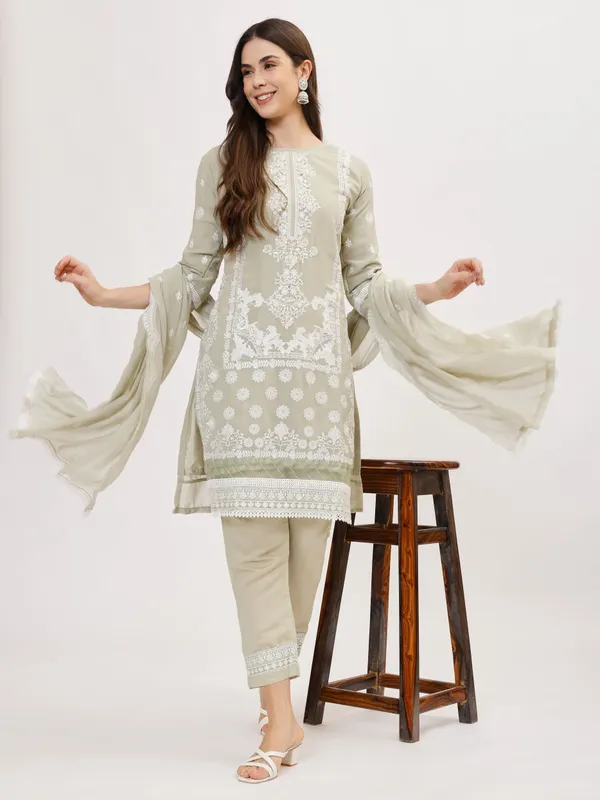 Green_Cotton_Premium_&_Elegant_Kurta_&_Pant_Set_With_Dupatta_For_Women_&_Girls