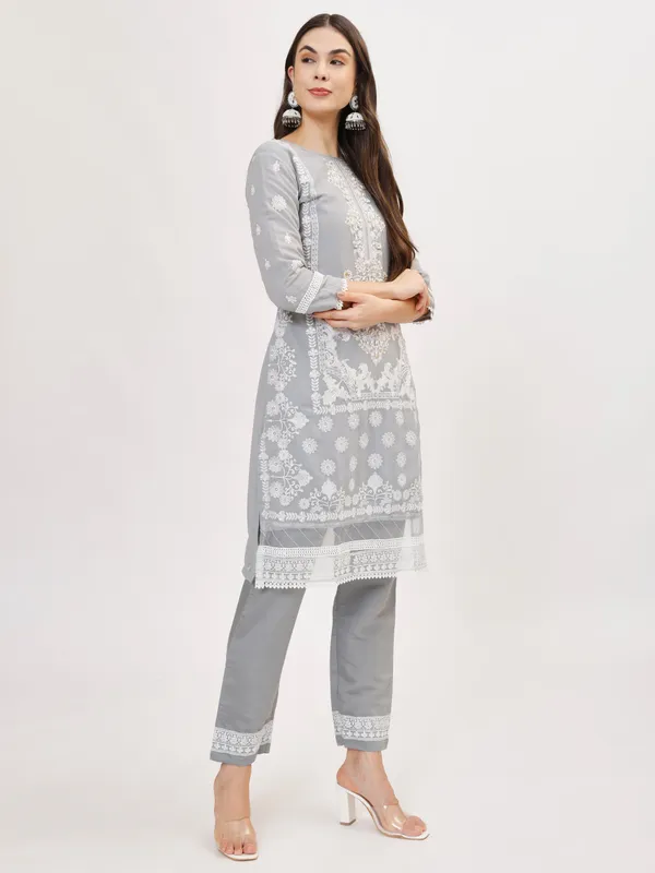 Grey_Cotton_Premium_&_Elegant_Kurta_&_Pant_Set_With_Dupatta_For_Women_&_Girls