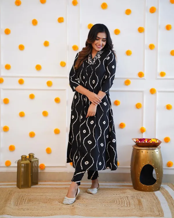 Black_Rayon_Premium_&_Elegant_Co-Ord_Sets_For_Women_&_Girls