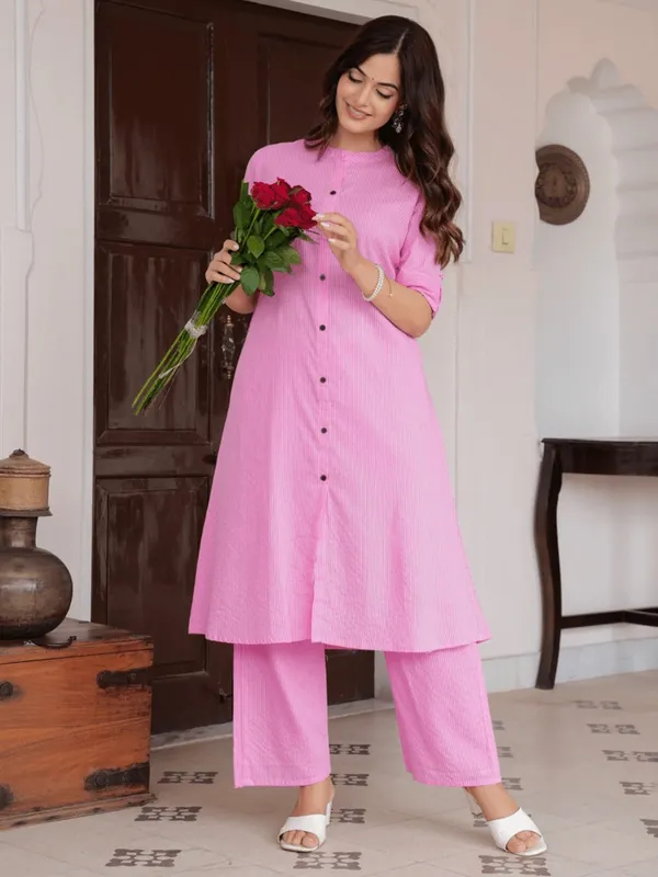 Light_Pink_Cotton_Premium_&_Elegant_Co-Ord_Sets_For_Women_&_Girls