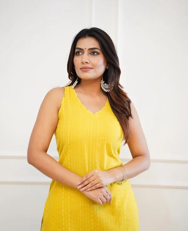 Yellow_Cotton_Premium_&_Elegant_Co-Ord_Sets_For_Women_&_Girls