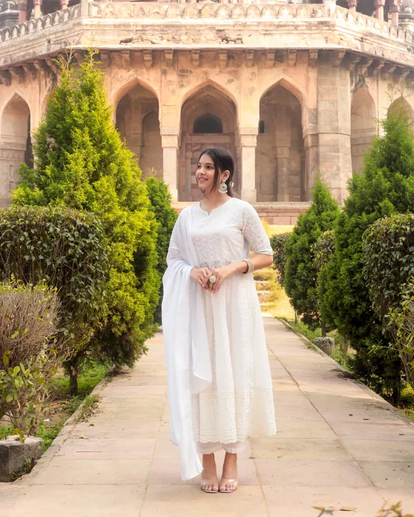 White_Cotton_Premium_&_Elegant_Kurta_&_Dupatta_Set_For_Women_&_Girls