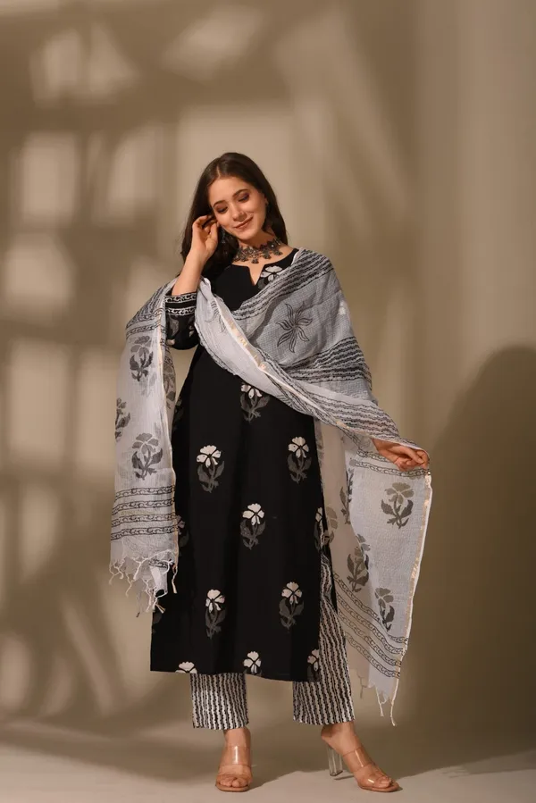 Black_Cotton_Premium_&_Elegant_Kurta_&_Pant_Set_With_Dupatta_For_Women_&_Girls