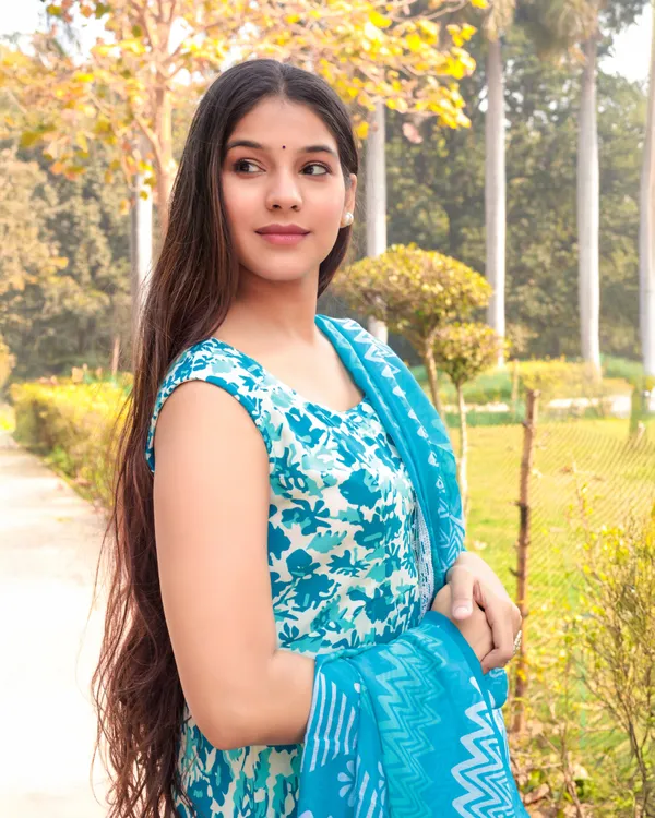 Blue_Cotton_Premium_&_Elegant_Kurta_&_Dupatta_Set_For_Women_&_Girls