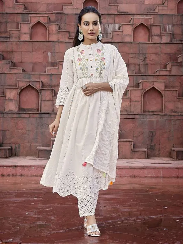 White_Cotton_Premium_&_Elegant_Kurta_,_Dupatta_Pant_For_Women_&_Girls