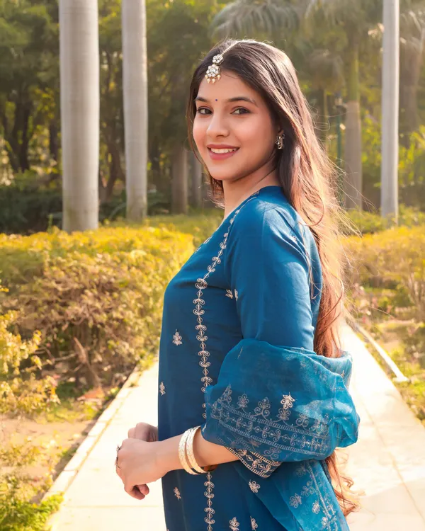 Blue_Viscose_Premium_&_Elegant_Kurta_,_Dupatta_Pant_For_Women_&_Girls