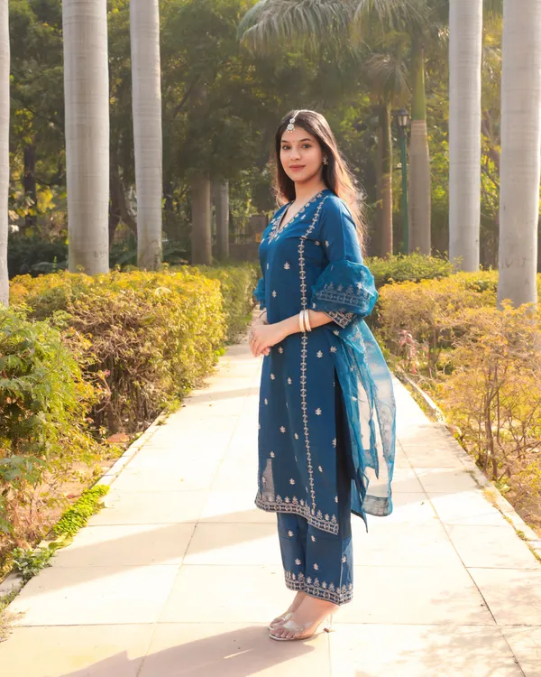 Blue_Viscose_Premium_&_Elegant_Kurta_,_Dupatta_Pant_For_Women_&_Girls