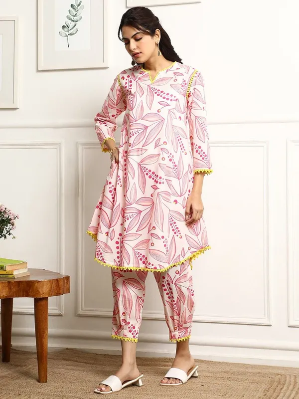 Pink_Cotton_Premium_&_Elegant_Kurta_&_Pant_Set_For_Women_&_Girls