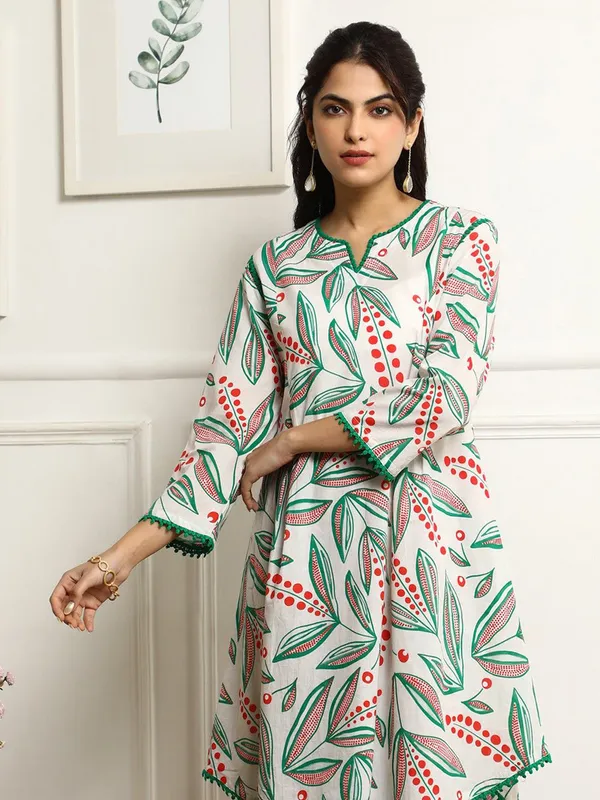 Green_Cotton_Premium_&_Elegant_Kurta_&_Pant_Set_For_Women_&_Girls