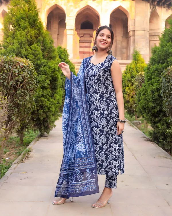 Blue_Cotton_Premium_&_Elegant_Kurta_,_Dupatta_Pant_For_Women_&_Girls