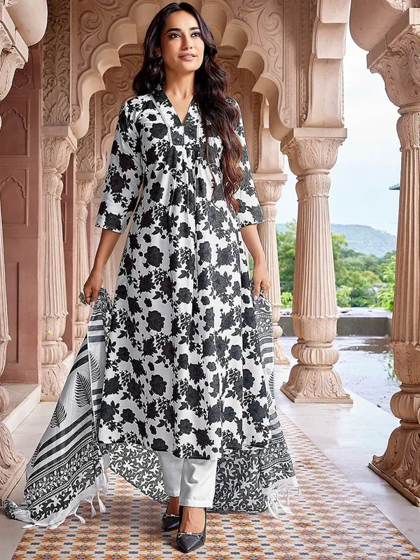 Black_&_White_Viscose_Premium_&_Elegant_Kurta_,_Dupatta_Pant_For_Women_&_Girls