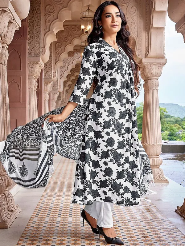 Black_&_White_Viscose_Premium_&_Elegant_Kurta_,_Dupatta_Pant_For_Women_&_Girls
