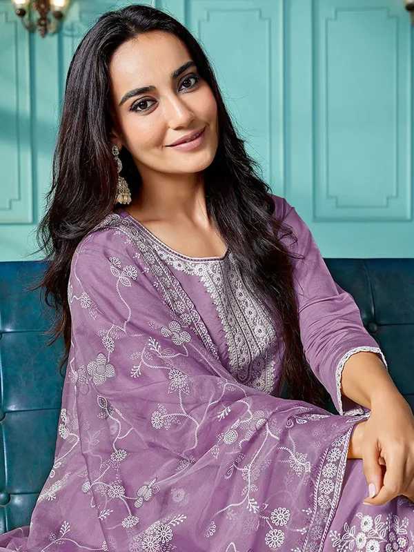 Purple_Chanderi_Premium_&_Elegant_Kurta_,_Dupatta_Pant_For_Women_&_Girls