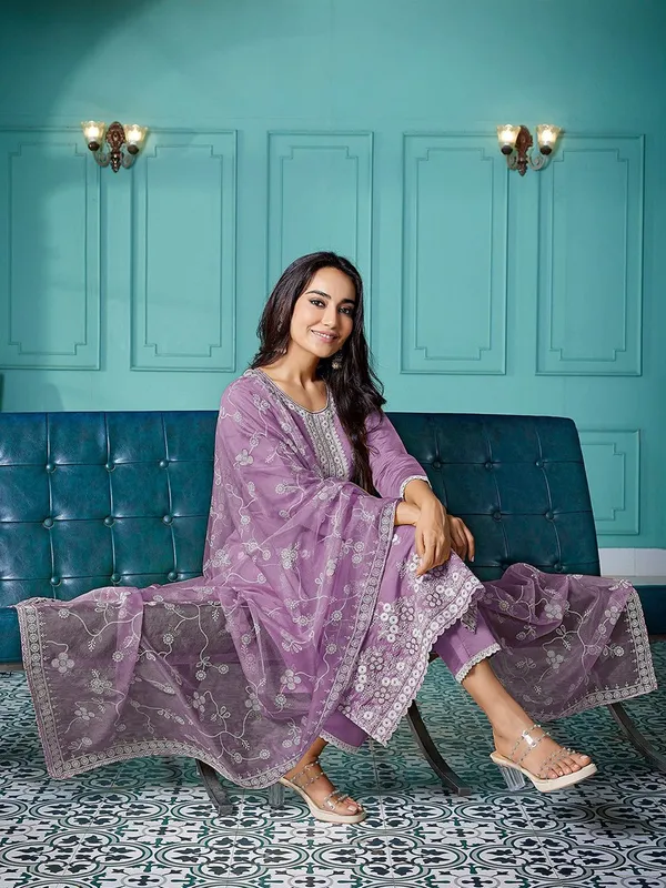 Purple_Chanderi_Premium_&_Elegant_Kurta_,_Dupatta_Pant_For_Women_&_Girls