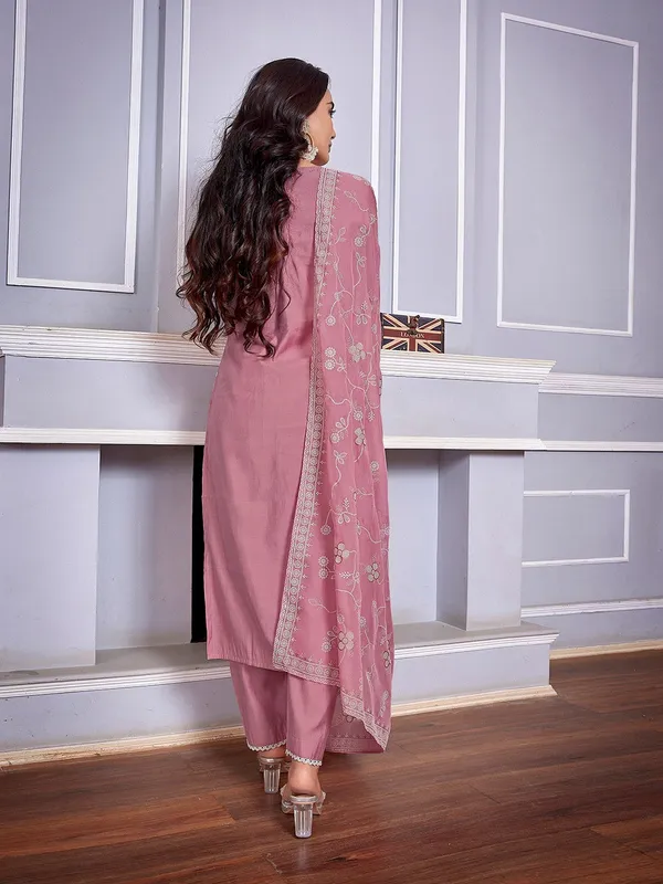 Pink_Chanderi_Premium_&_Elegant_Kurta_,_Dupatta_Pant_For_Women_&_Girls