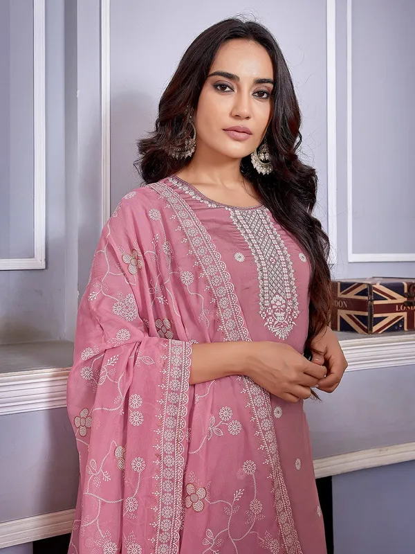 Pink_Chanderi_Premium_&_Elegant_Kurta_,_Dupatta_Pant_For_Women_&_Girls