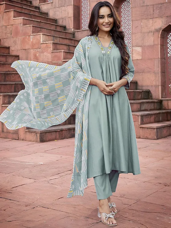 Green_Viscose_Premium_&_Elegant_Kurta_,_Dupatta_Pant_For_Women_&_Girls
