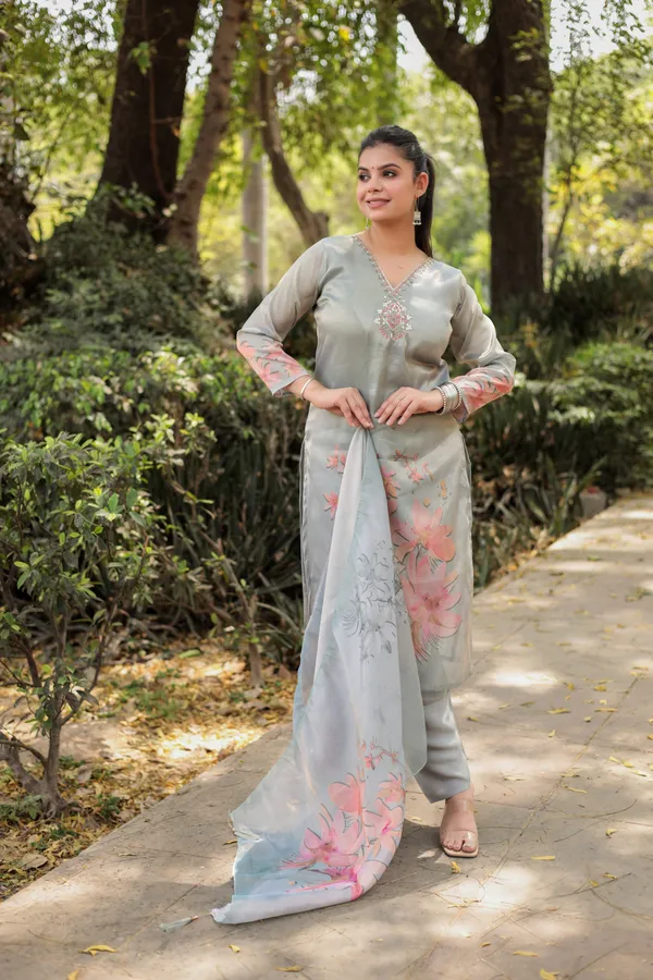 Silver_Cotton_Premium_&_Elegant_Kurta_&_Pant_Set_With_Dupatta_For_Women_&_Girls