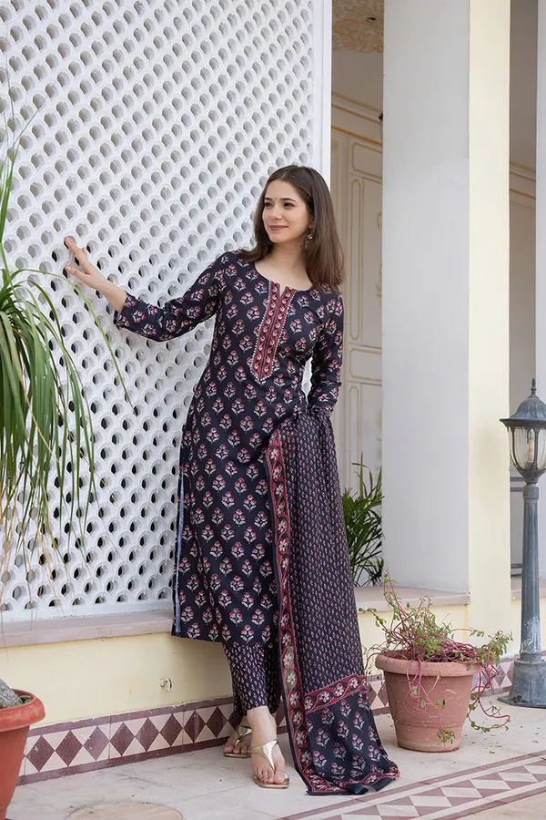 Black_Rayon_Premium_&_Elegant_Kurta_,_Dupatta_Pant_For_Women_&_Girls