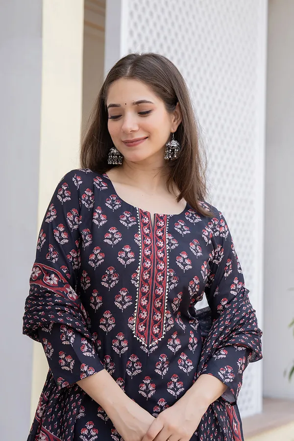 Black_Rayon_Premium_&_Elegant_Kurta_,_Dupatta_Pant_For_Women_&_Girls