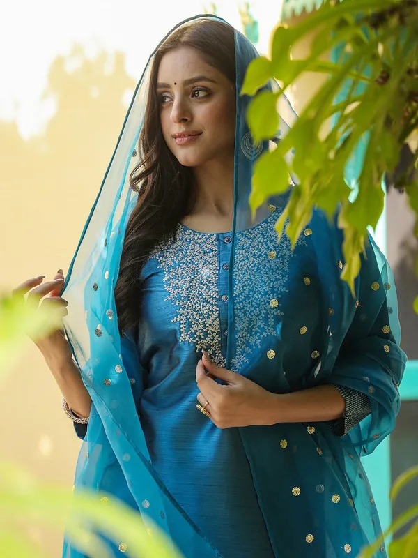 Blue_Cotton_Premium_&_Elegant_Kurta_,_Dupatta_Pant_For_Women_&_Girls