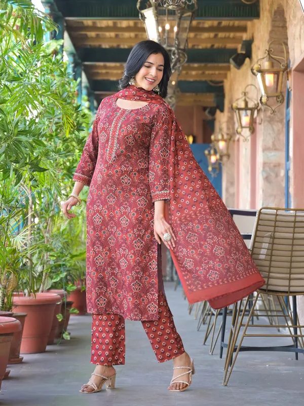 Red_Premium_&_Elegant_Kurta_&_Pant_Set_With_Dupatta_For_Women_&_Girls