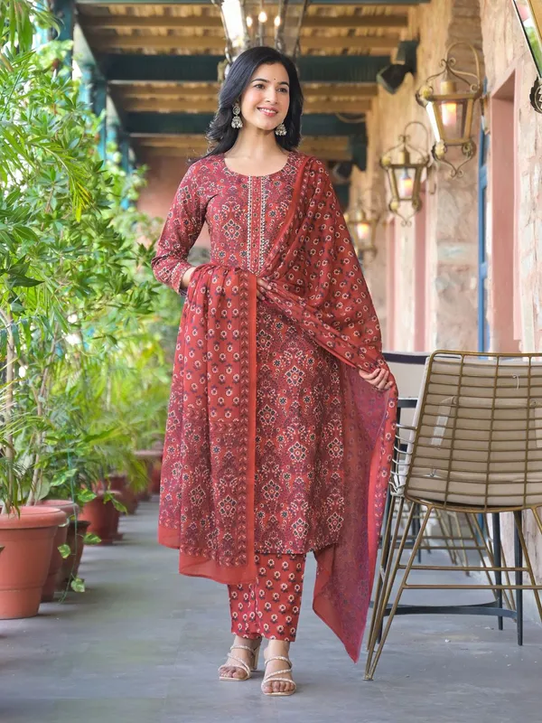 Red_Premium_&_Elegant_Kurta_&_Pant_Set_With_Dupatta_For_Women_&_Girls