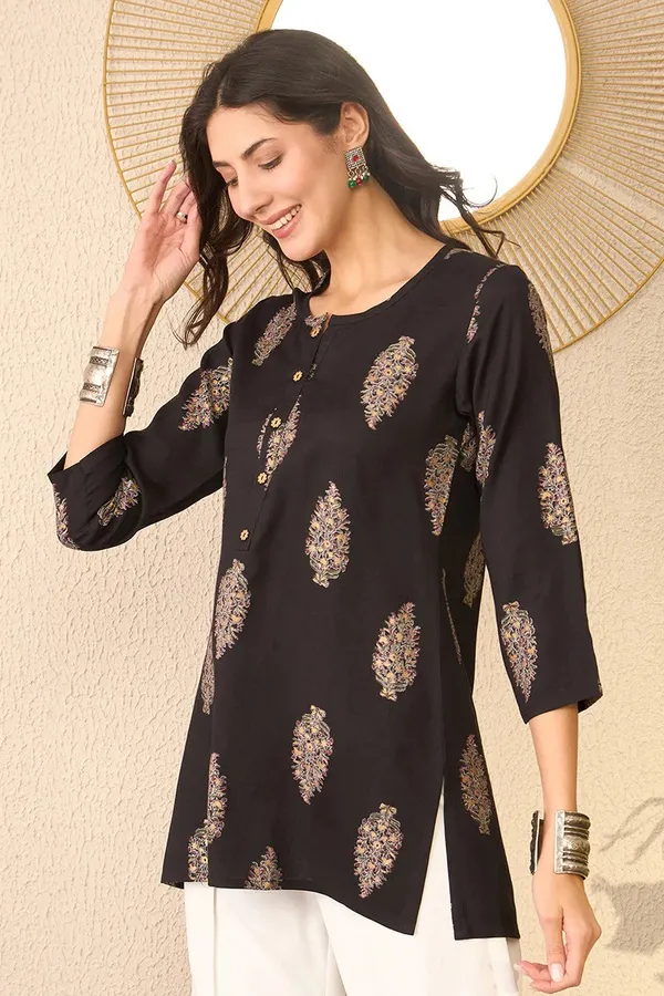 Black_Cotton_Premium_&_Elegant_Top_For_Women_&_Girls
