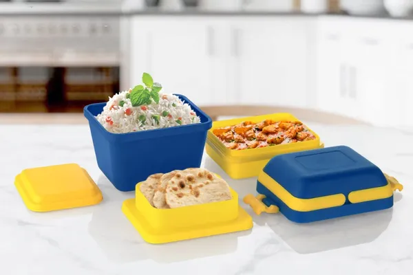 Premium_Kids_Dual-Tone_Lunch_Box_with_Secure_Locking_Clips