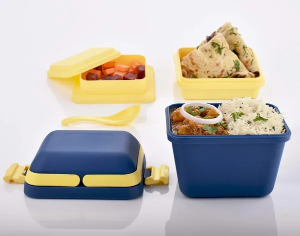 Premium_Kids_Dual-Tone_Lunch_Box_with_Secure_Locking_Clips