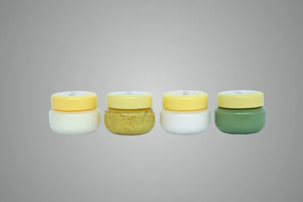 Skin_Brightening_Facial_Kit