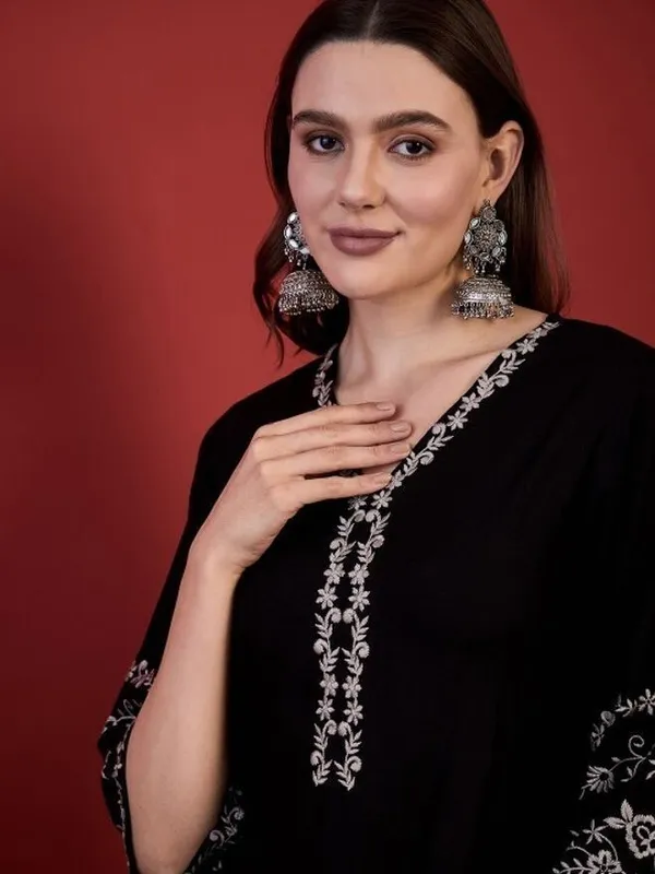 Mahira's_Comfort_Women_Embroidered_A-line_Kurta_Black,_Pink