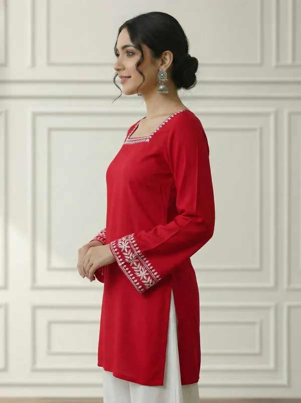 Mahira's_Comfort_Women_Solid_Straight_Kurta_Red